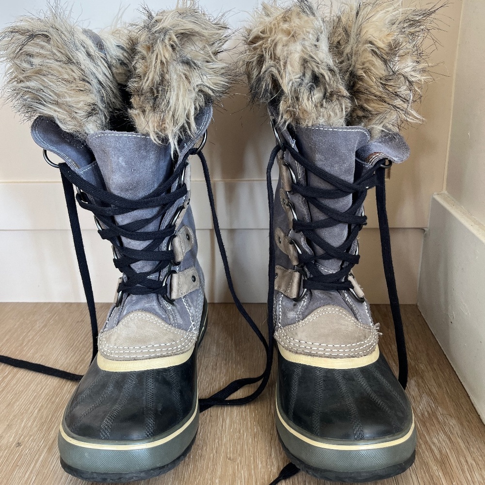 Joan of Arc Sorel Boots